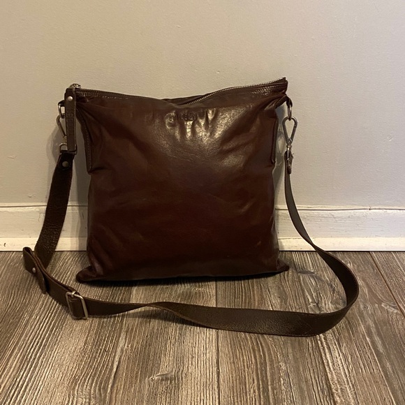 M0851 Handbags - M0851 Crossbody leather bag